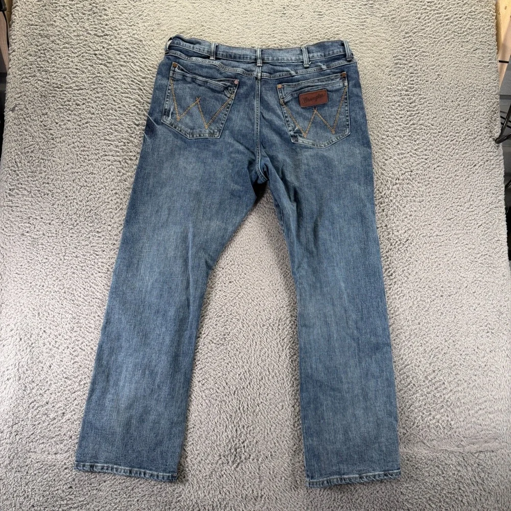 Wrangler Retro Jeans Mens 36x32 Blue Cotton Denim Bootcut Relaxed Faded Stretch